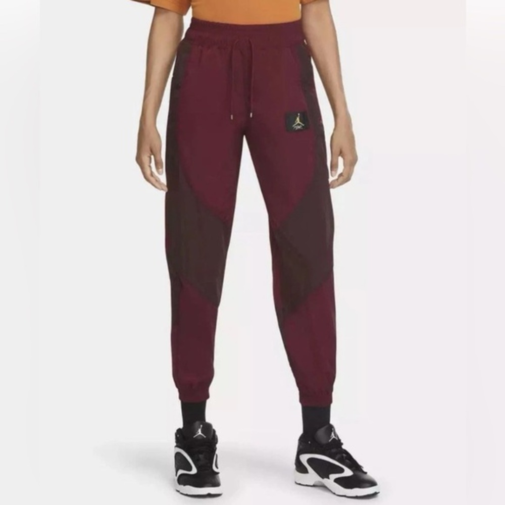 Jordan Women's Dark Beetroot Woven Jogger Pants Sz Medium y2k‎ Athleisure Retro